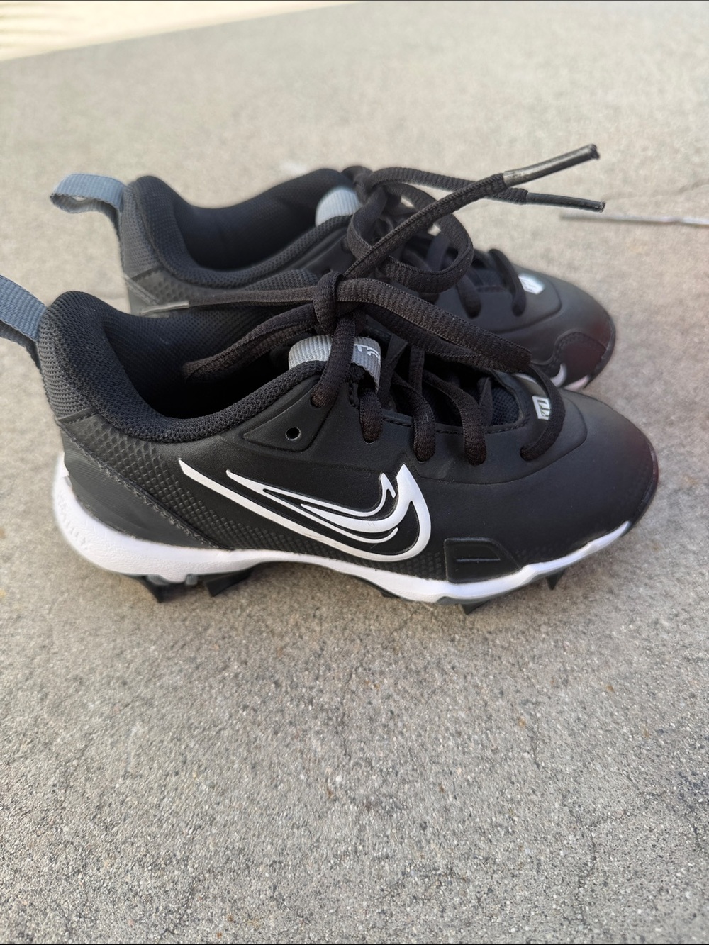 Kids Nike Force Trout 9 keystone